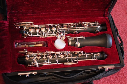 Nagelneue oboe mit - nagelneue,